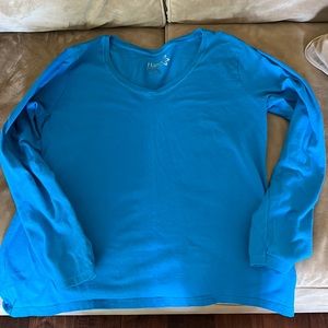 Hanes long-sleeved t-shirt